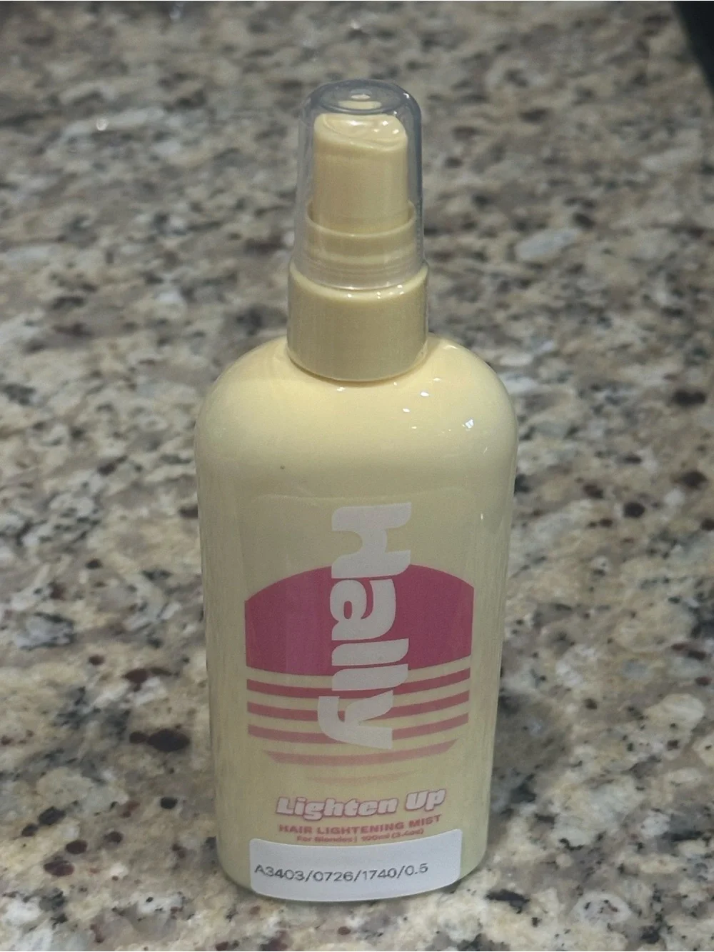Hair Lighten Up - Hair Lightener for Blondes - Lightens 2-3 Shades